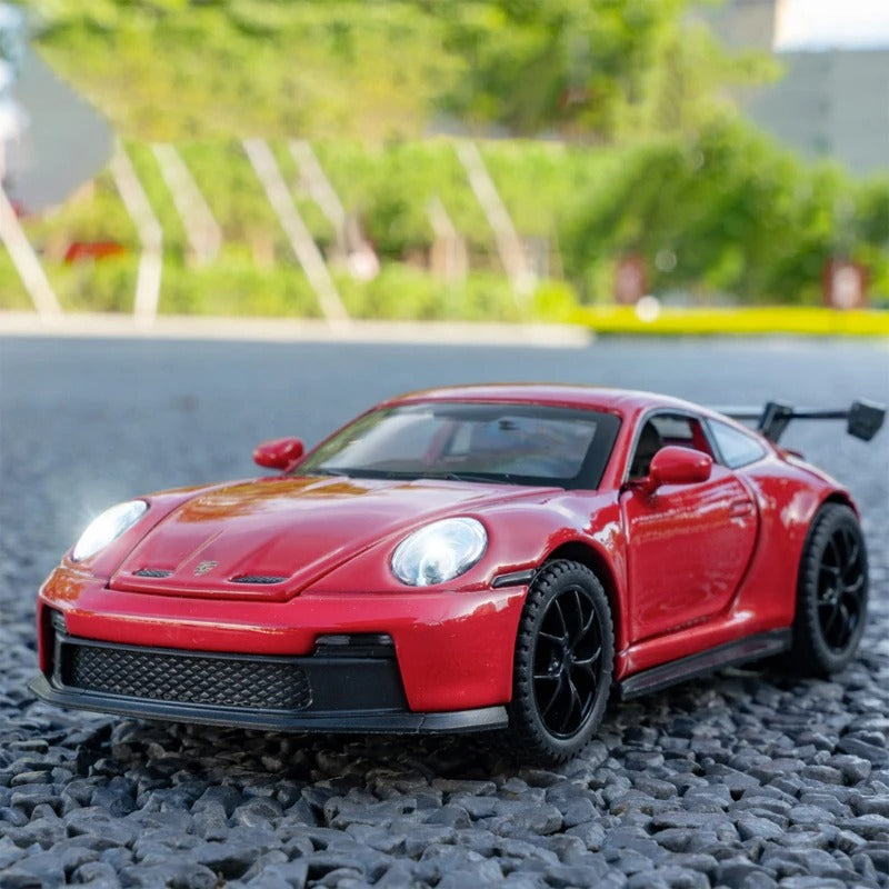 Diecast Model Car – 1:32 Porsche 911 GT3 RS Collectible Scale Car