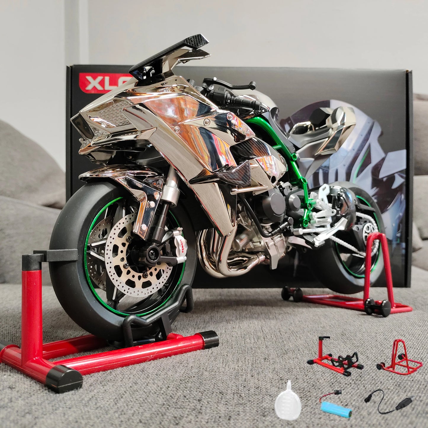1:6 Scale Kawasaki H2R Diecast Motorcycle Model